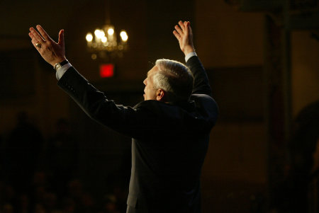 Wesley Clark, former Supreme Allied Commander for NATO, campaigning for the presidency of USA. 